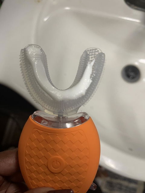 toothbrush-261015-v1-d6dd49d3c59b.jpg